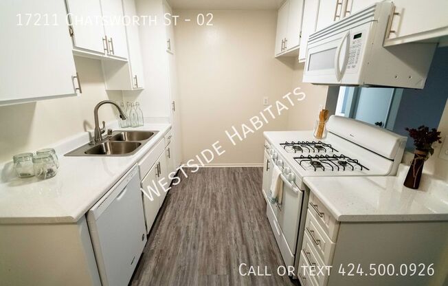 17211 Chatsworth St