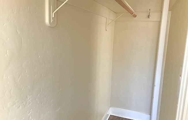 Studio, 1 bath, 450 sqft, $1,495