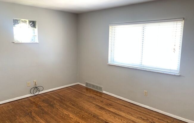 1 bed, 1 bath, 700 sqft, $825, Unit 6646-2W