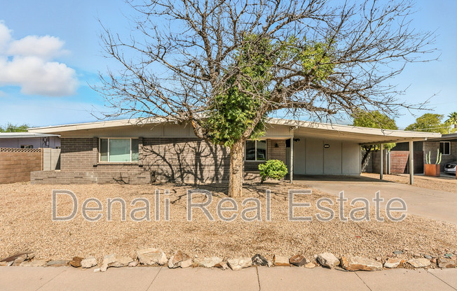11821 N 36 ST