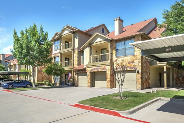Estates at Team Ranch in Benbrook