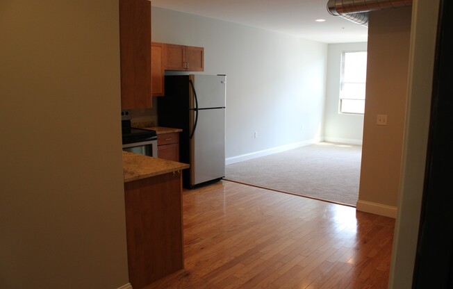 1 bed, 1 bath, 775 sqft, $1,895, Unit 246