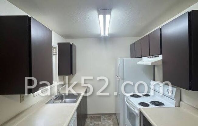 1 bed, 1 bath, $1,195, Unit 631-02