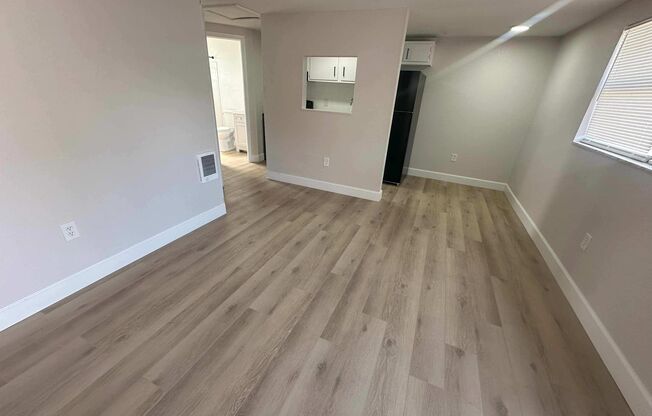 1104 E 140th Ave