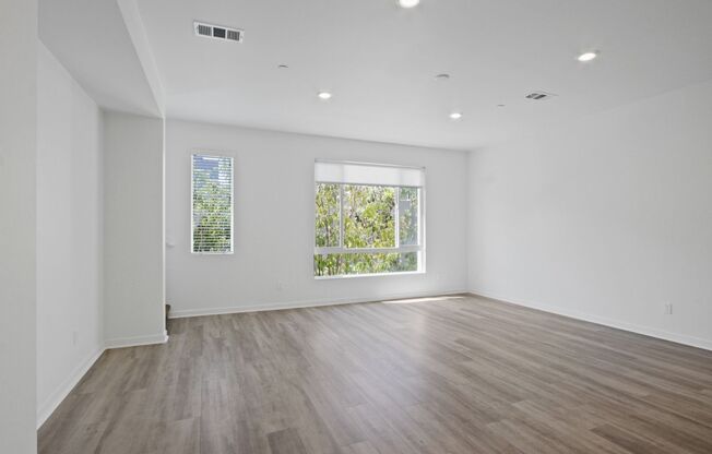 105 Citysquare Irvine, CA 92614