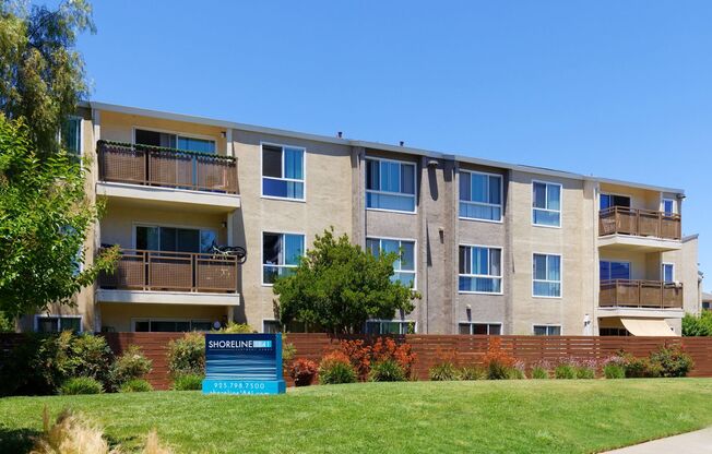 1 bed, 1 bath, 675 sqft, $1,895, Unit 325