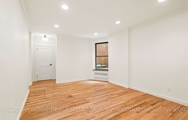 2 beds, 1 bath, 685 sqft, $5,495, Unit 9