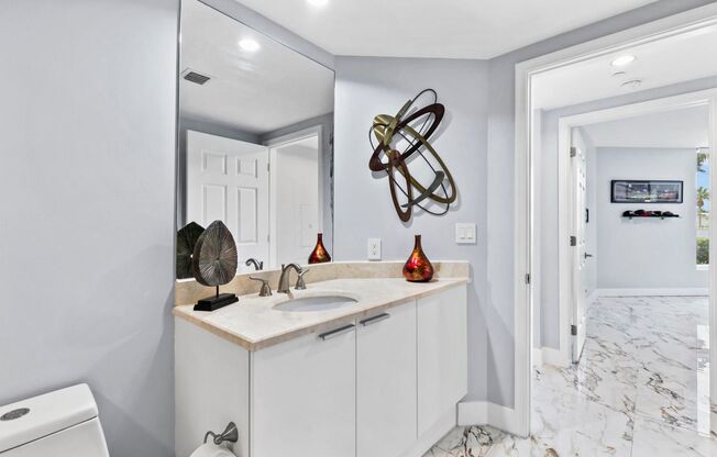 2 beds, 2 baths, $2,695, Unit #104