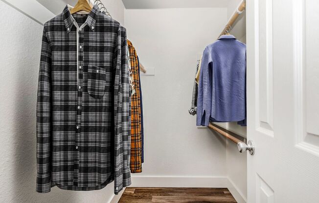 1 bed, 1 bath, 600 sqft, $1,125, Unit 166-B