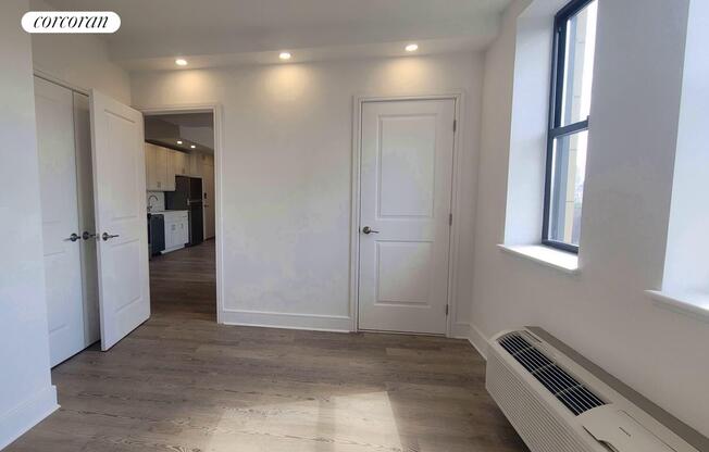 2 beds, 2 baths, $8,000, Unit 15B