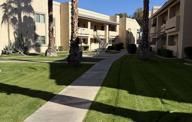 Newly renovated! 2 BED CONDO AT SOSSMAN & MAIN!