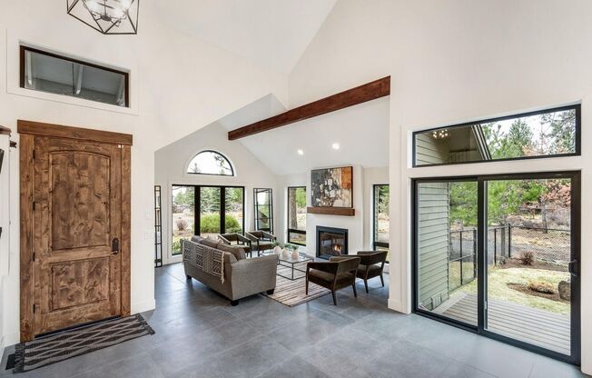 Beautiful Remodeled Home on Acreage!