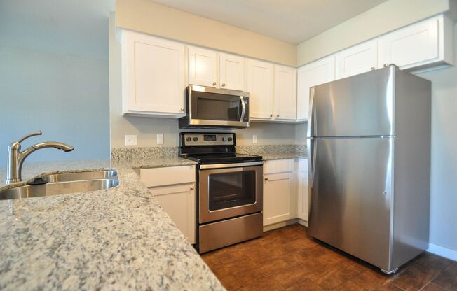 3 beds, 2.5 baths, 1,500 sqft, $1,580, Unit 3050 W Mica Street