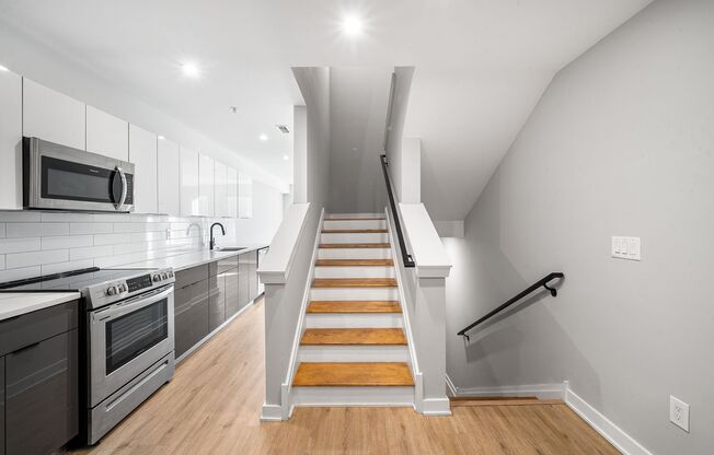 1725 N 25th St. - DPD 8510