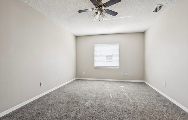 2 beds, 1 bath, 950 sqft, $1,399, Unit 6232-07 (L)