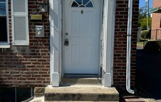 Beautiful 3 Bedroom, 1 Bath in Havertown