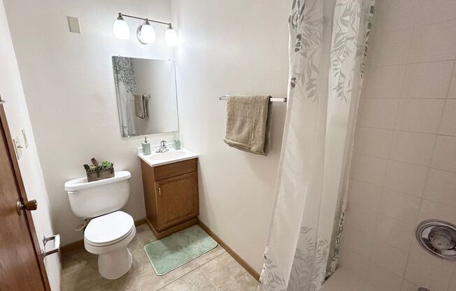 1 bed, 1 bath, 400 sqft, $599, Unit 114.5