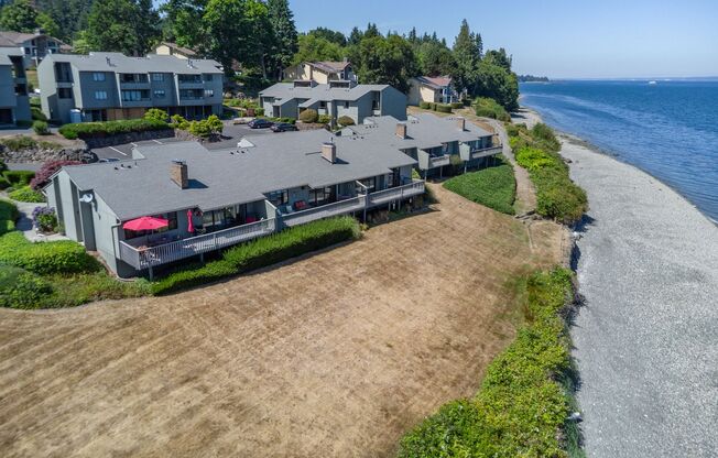 Short Term Lease | 2 Bed, 2 Bath Resort Style Waterview Condo For Rent!