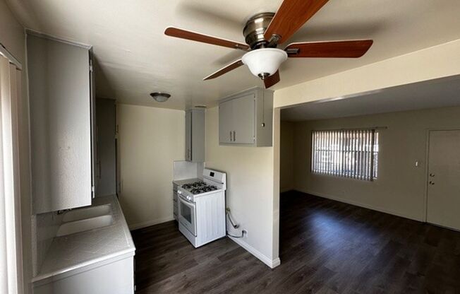 1 bed, 1 bath, 527 sqft, $1,825, Unit 08