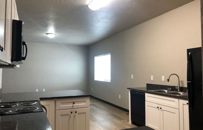 13714 Four Plex