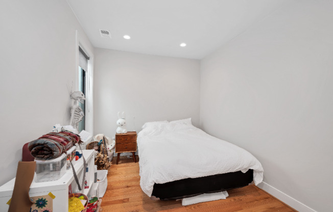 2444 ONTARIO RD NW