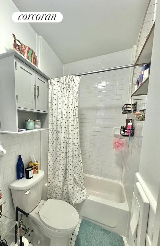 338 E 65 ST