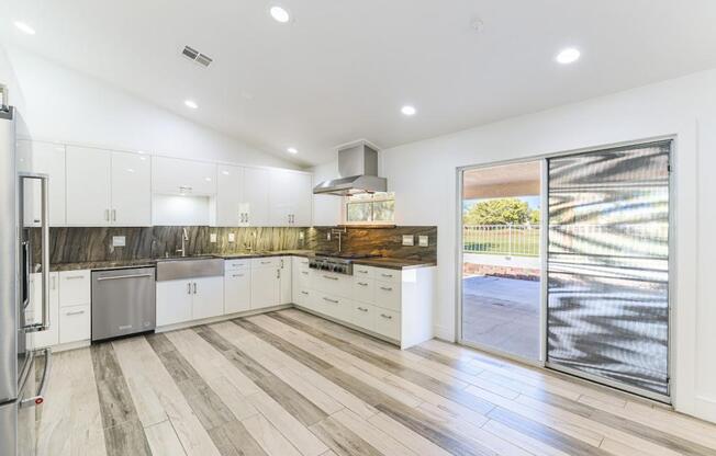 3760 YORBA LINDA DR