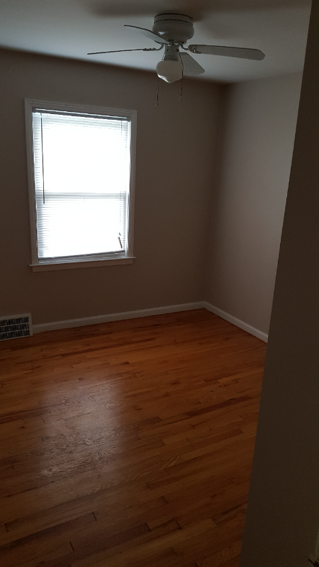 13660 Manhattan St, Oak Park MI