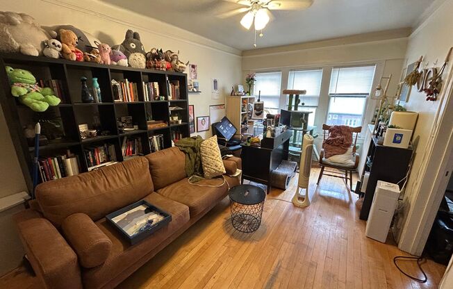 1 bed, 1 bath, $975, Unit 64