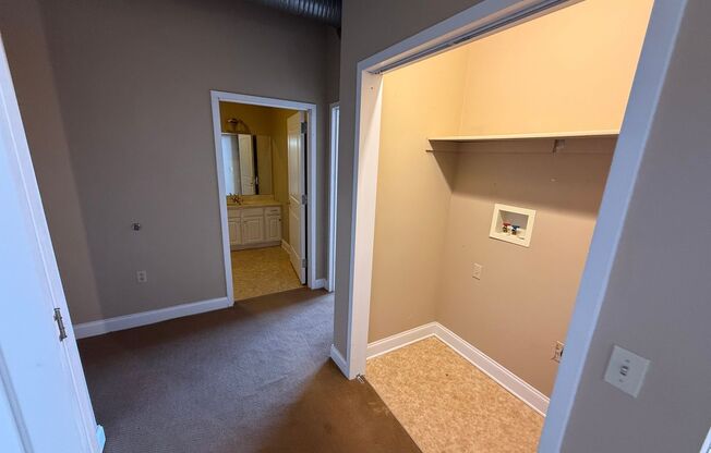 1 bed, 1 bath, 588 sqft, $1,095, Unit Apt 302