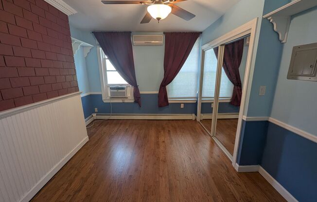 466 MONMOUTH ST