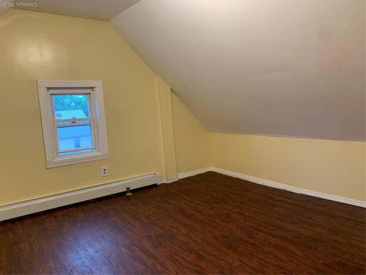 4860 206 OAKLAND GDN