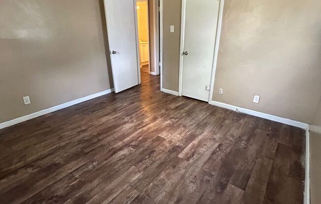 3 beds, 1 bath, $1,249