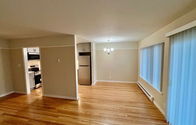 2 beds, 1.5 baths, $3,995, Unit 103