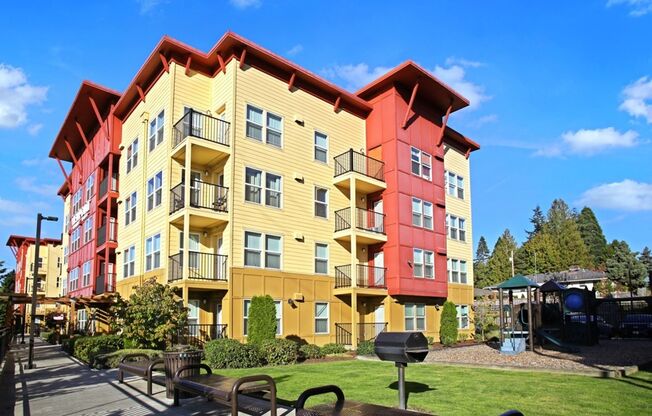 2 beds, 1 bath, 740 sqft, $2,286, Unit B407
