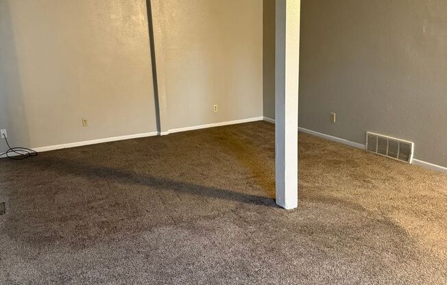 3 beds, 1 bath, $1,500