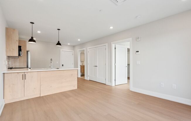 1 bed, 1 bath, 525 sqft, $1,740, Unit Unit 601