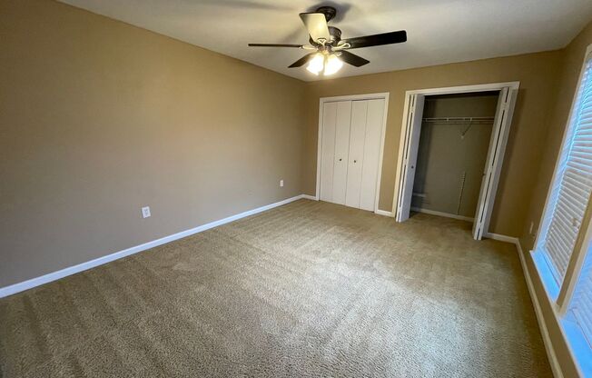 2 beds, 1.5 baths, $1,300, Unit #4