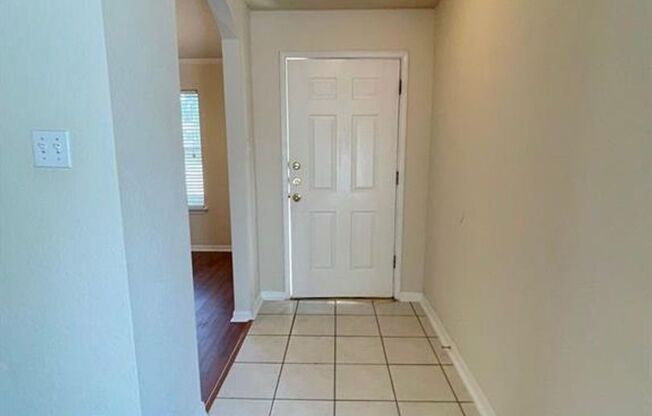 Modern Comfort Meets Suburban Serenity at 17500 Dashwood Creek Drive!