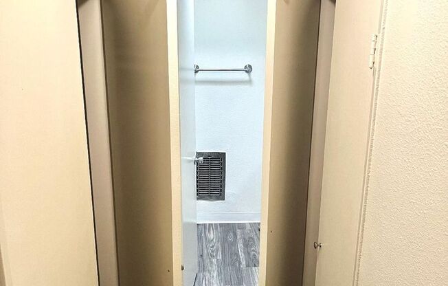 Studio, 1 bath, $1,425, Unit 54