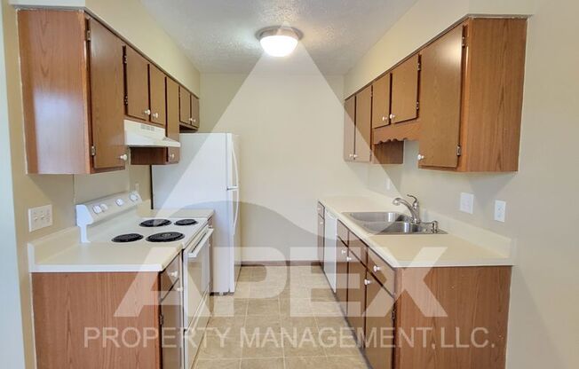 1 bed, 1 bath, 912 sqft, $1,150, Unit Unit #12