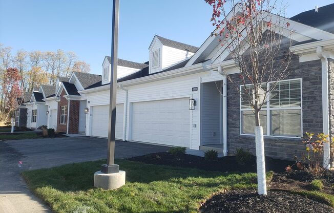 2 beds, 2 baths, 1,681 sqft, $2,575