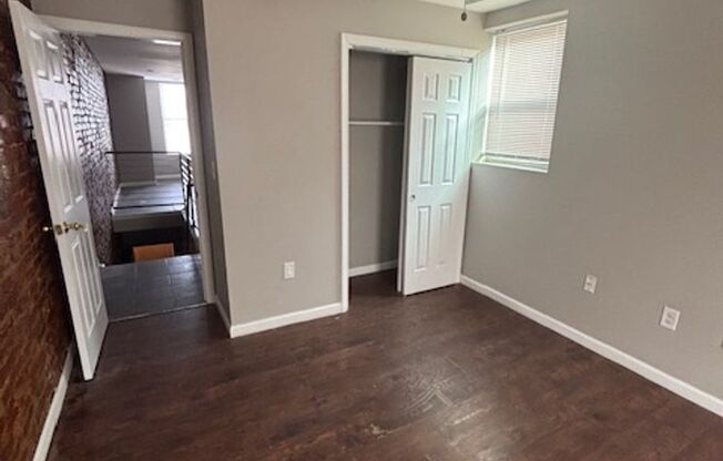 2080 E Venango Street