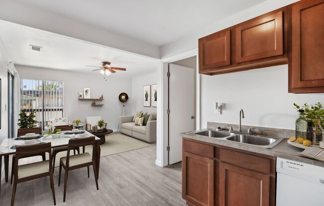 2 beds, 1 bath, 730 sqft, $1,149, Unit 1C