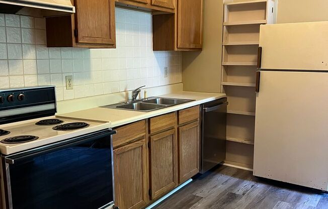 1 bed, 1 bath, 1,100 sqft, $1,550