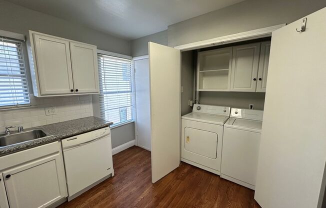 2 beds, 1 bath, 1,127 sqft, $2,055