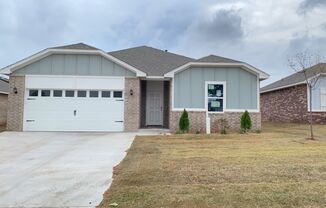 Brand New Construction 3 Bedroom 2 Bathroom 2 Car Garage Home in Oakdale School District