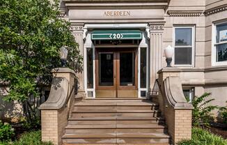 20 North Kingshighway Boulevard