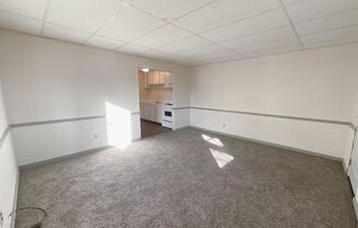 2 beds, 1 bath, $650, Unit Unit B