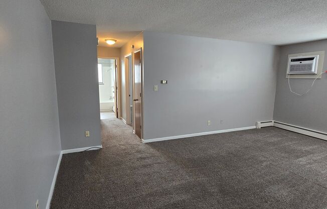 1 bed, 1 bath, 750 sqft, $865, Unit 68
